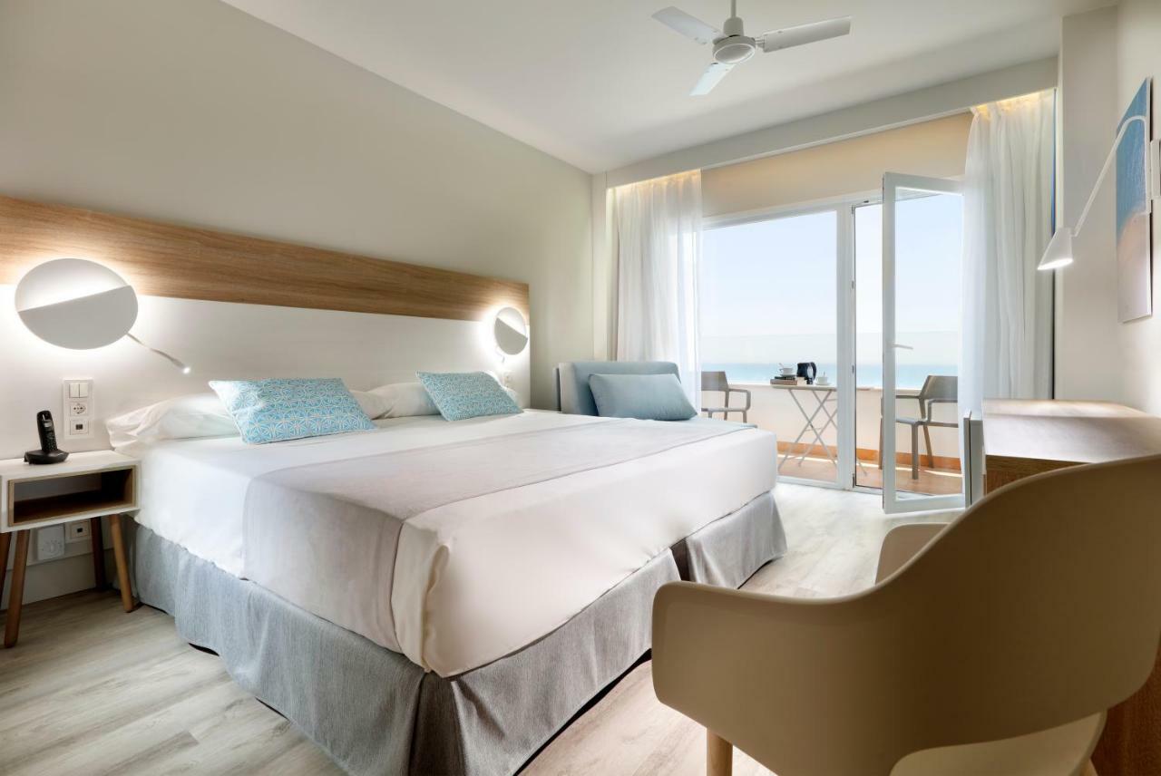Premium Tweepersoonskamer met Uitzicht op Zee (2 Volwassenen + 1 Kind)